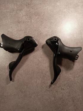 Stt-5600 Shimano 105 Flight Deck 2/10 Shifters