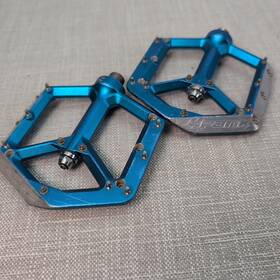 Spank 710155965692 Spike Pedals - Platform Style Mountain Bike Aluminum 9/16 Inch Blue