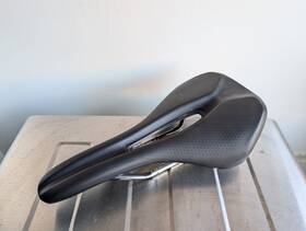 27217-2305 Specialized Phenom Comp Saddle 143mm