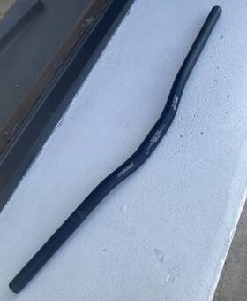 6606 Specialized Black Xc Alloy 25.4mm X 620mm 20mm Low Riser Handlebar