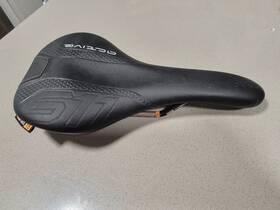 2049 Sqlab 611 Ergowave Crmo Rail 150 Saddle Blk