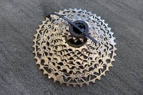 00.2418.132.001 Sram Xplr Pg-1231 Cassette - 12-speed 11-44t Silver D1