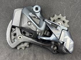 Sram 710845824036 Excellent Used Xx1 Eagle Axs 12 Speed Rear Derailleur And Battery