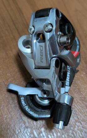 Rd-red-b1 Sram Red 10 Speed Short Cage Rear Derailleur Blackbox Ceramic Carbon
