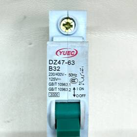 Dz47-63 Swft 54367 Yuec Maxx Scooter Ebike B32 230/400v-50hz 125v Circuit Breaker