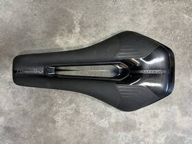 270202 Syncros Belcarra Tt V Concept Saddle - Carbon Rails 140mm Width