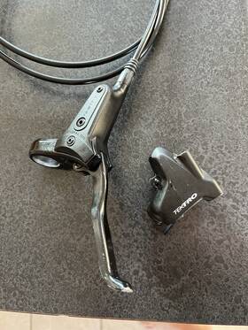 Hd-r280 Tektro Front / Rear Flat Mount Disc Brakes