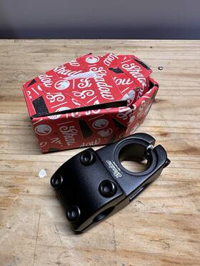 103-06217 The Shadow Conspiracy Treymone Tl Stem Black Jones/barraco Top Load Bmx 51mm