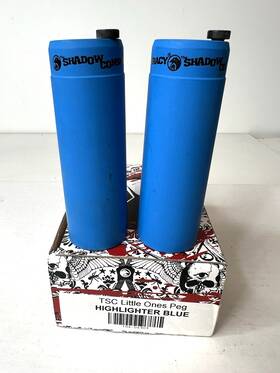 913521 The Shadow Conspiracy Two Axle Pegs Tsc Little Ones 4.00 Inches X34mm 14mm W 3/8 Adapter Blue Used