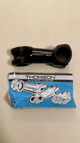 15778 Thomson Elite X4 Threadless Stem 31.8 Clamp 1 1/8 Inch Steerer 100mm /- 10 Black