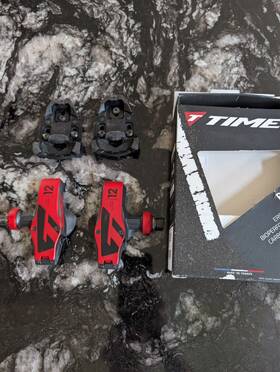 T2gr002 Time Xpro 12 Carbon Road Bike Pedals Titanium Spindle With Cleats Black/red