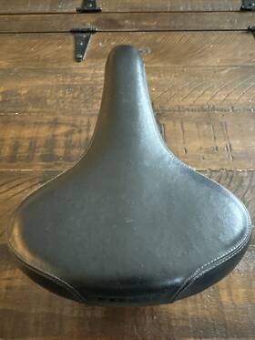 519421 Trek Bike Bicycle Cruiser Saddle Electra Cushioned Seat Used
