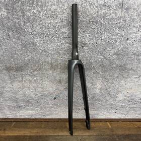 700c-40 Trek 598040 Carbon 700c Fork 1 1/8 Threadless Tapered Disc Thru Axle 12mm Xdfpl