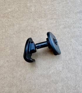 W524900 Trek 2-bolt Seatpost 7x7mm Saddle Clamp Ears - Mint