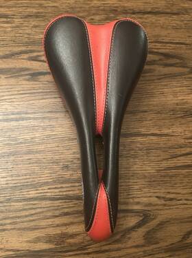 534869 Velo Racing Bicycle Saddle Black/red Synthetic Cr-mo Rails Universal