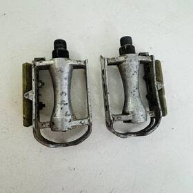 Vp-381 Vp Components Vintage Platform Bike Pedals Pair 9/16 Inch Silver No Caps A99