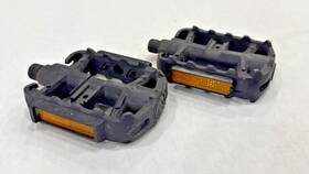 Lu-983 Wellgo Bike Platform Pedals 2 Right And Left 9/16 Inch Plastic Black