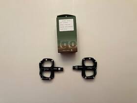 R146r Wellgo Aluminum Cliples Road Bike Sealed Bearing Pedals 9/16 Inch - Black