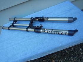 Dc118 White Brothers Dh Pro Fork 9.5 Inch Steerer 1-1/8 Shocks Mountain Bike 26
