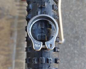 Wolf Tooth 810006809701 Seatpost Clamp - 38.6mm Raw Silver