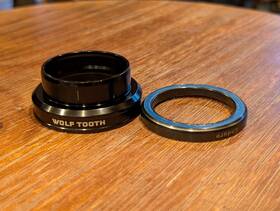 Ec44l-40-blk Wolf Tooth Ec44/l Performance Lower Headset And Enduro Bearing Cycling