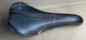 Vl-1052 Wtb Rocket V Saddle Seat Comfort Zone Black Silver Cr-mo Wilderness Trail Bikes