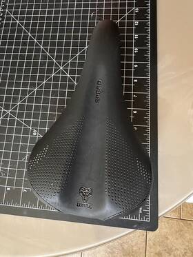 W065-0620 Wtb Barely Used Speed Saddle - Black Steel Rails Medium