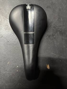 W0650581 Wtb Pivot Volt Bike Seat Carbon Rail Saddle 135mm 165 Grams