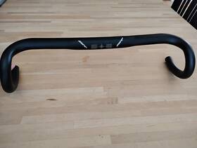 00.6618.165.005 Zipp Service Course 70 Xplr Drop Handlebar - Aluminum 31.8mm 46cm Bead Blast