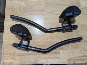 00.6618.181.002 Zipp Vuka Aerobar Extensions Evo 110 Aluminum Triathlon And Time-trial Cycling