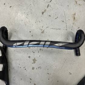 00.6618.197.000 Zipp Service Course Sl70 Xplr Drop Handlebar 31.8mm 40cm Matte Black A2 Aluminum