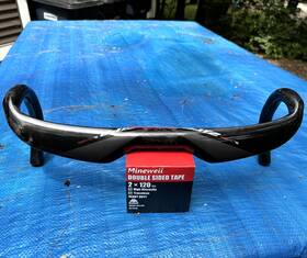 0381074 Zipp Sl70 Carbon Aero Handlebars 44 Cm Width 31.8 Clamp 260 Grams Weight