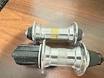 Shimano Deore Xt Hub Set HB-M738 FH-M737 Pair 90S Mtb 32 Hole Hg 8-10. Fixed Price $50.00.