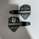 4E Wellgo RC-703 Single Side Clipless Bicycle Pedals 9/16 X 20 Tpi. Fixed Price $37.99.
