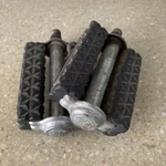 Vintage Schwinn Pedals 1970 Stingray Manta Heavy Duti Krate CEC300-. Fixed Price $55.00.
