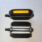 Vtg Murray Reflective Bike Pedals 1/2" Thread Reflectorized Bicycle. Fixed Price $7.00.