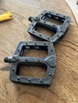 Gt Polycarbonate Platform Bmx Cr-mo Axle Bicycle Pedals 9/16". Fixed Price $25.00.
