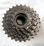 Dnp Epoch Slick Shift Bicycle Freewheel 7 Speed 13/28. Fixed Price $17.99.