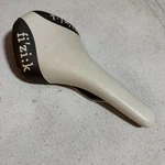 Fi Zi:k Mtb Saddle White/black K:ium Rails Trail Xc Seat Mountain Bike. Fixed Price $44.88.
