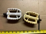 Vintage Bmx Wellgo Pedals Freestyle LU-471 1/2 1PC Opc White Plastic. Fixed Price $14.99.