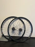 Mavic Xm 819 Disc Ust Dt Swiss 240/340S Wheel Set 26" Dsc 6-BOLTS Qr Black. Fixed Price $399.00.