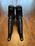Shimano ST-6870 11-SPEED DI2 Brake/shift Lever Set. Fixed Price $129.00.