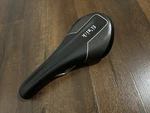 Fizik Gobi M5 Kium Rails Saddle. Fixed Price $30.00.