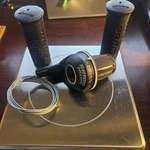 Sram Mrx Comp 8-SPEED Rear Shifter W/stationary Grips (pair)- New. Fixed Price $14.99.