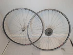 Mavic MA40 Made In France Suntroun Super Pro Hub Shimano 600 Free Wheel. Fixed Price $160.00.