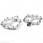 Race Face Atlas Silver Dh / Mtb Bicycle Studded Platform Aluminum Pedals. Fixed Price $144.95.