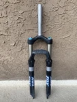 Black Fox Racing 32 F100 Rlc Straight 1-1/8" 9 100MMQR 26" Fork. Fixed Price $135.00.