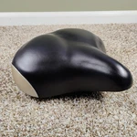 Schwinn Viscount SV-0005 Extra Wide Bike Seat Saddle Comfort Black/silver. Fixed Price $19.99.