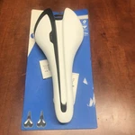 New Giant Contact Sl Forward Seat White Medium Width Padding 28 X 14 Cm. Fixed Price $79.99.