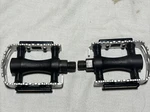 Wellgo M141 Pair Of Silver Bicycle Pedals Aluminum Cage. Fixed Price $39.99.